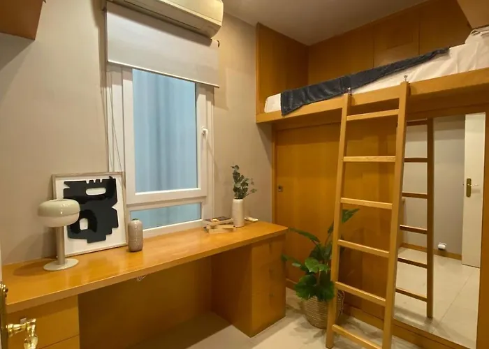 Centric With Balcony ברצלונה