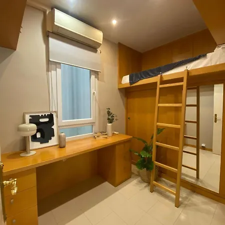 Centric With Balcony Барселона